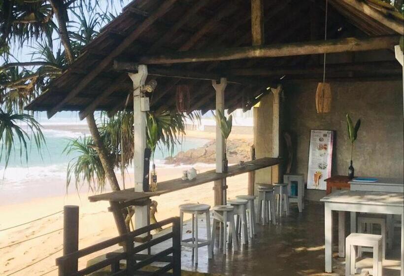 Sooriya Villa Talpe Exteriér fotografie