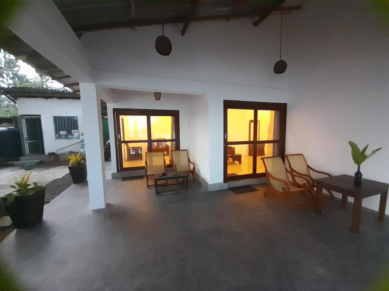 Sooriya Villa Talpe Exteriér fotografie